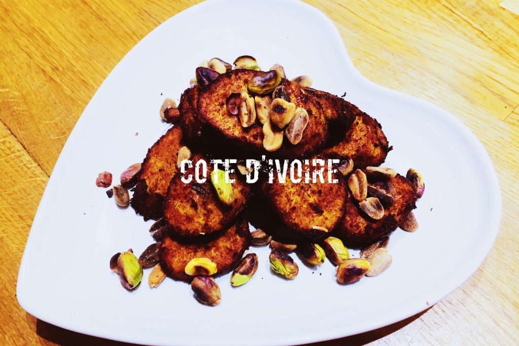 Ivory Coast fried plantain with roasted nuts alloco nationaldish Cote d'ivoire